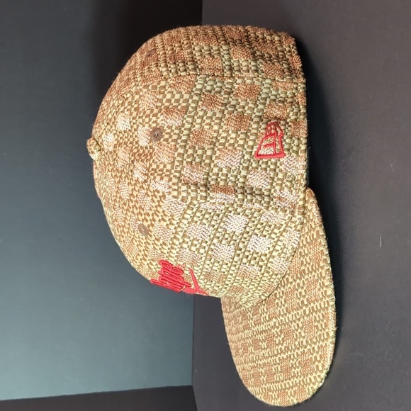 Ape/ Bape Gold Checkered 100% Wool Men's Flat Bill Fitted Hat,Size 7 1/8 57 cm. - Picture 3 of 10